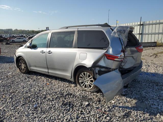 2016 TOYOTA SIENNA XLE #3282604879
