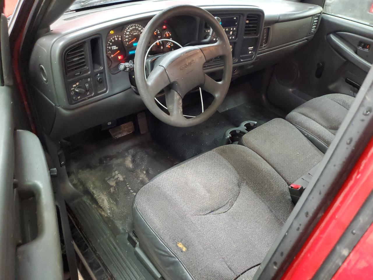 Lot #3284839533 2004 GMC NEW SIERRA