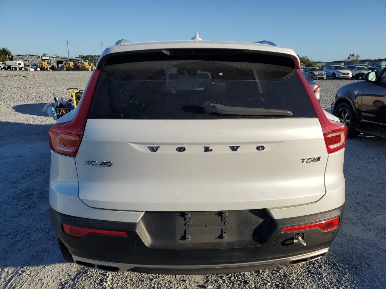VOLVO XC40 T5 INSCRIPTION