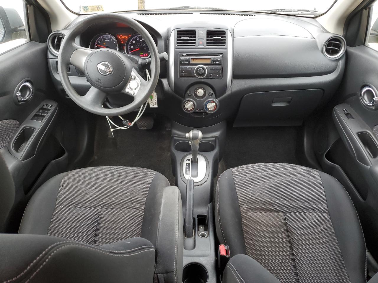 NISSAN VERSA S