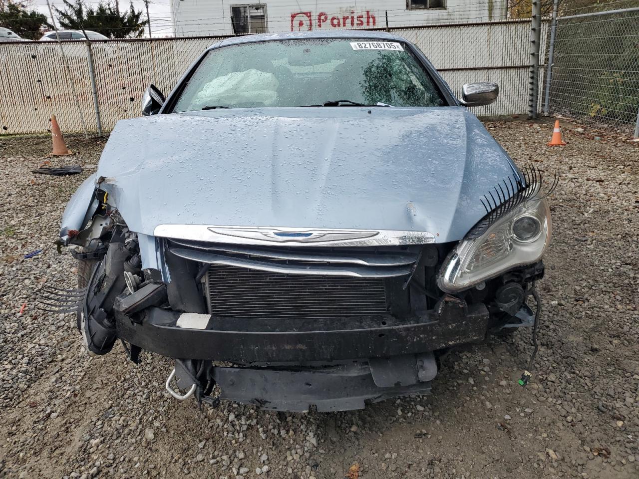 CHRYSLER 200 LIMITED