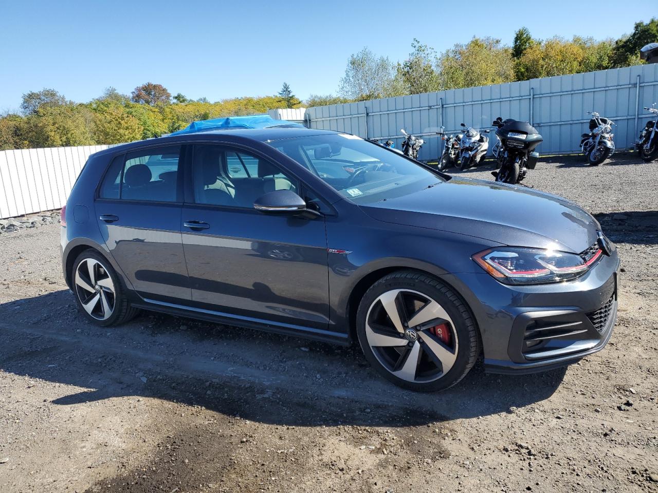 VOLKSWAGEN GOLF GTI S