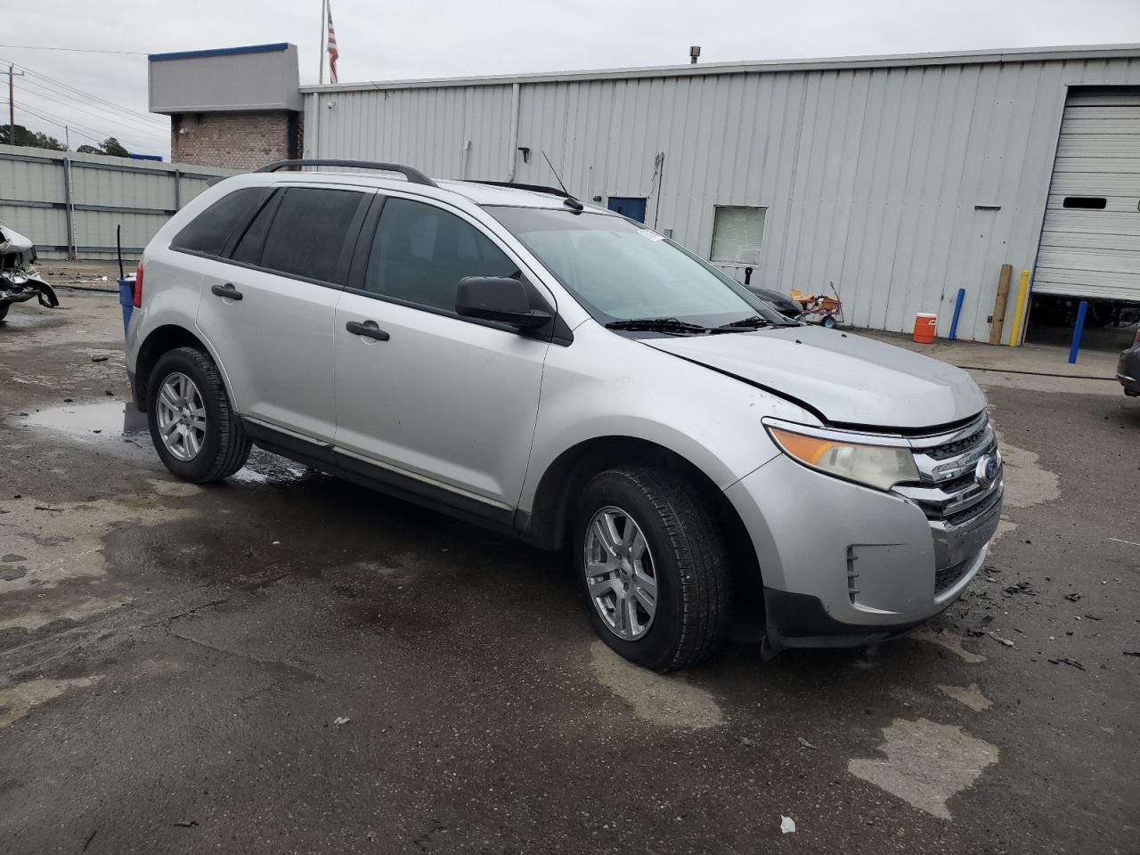 FORD EDGE SE