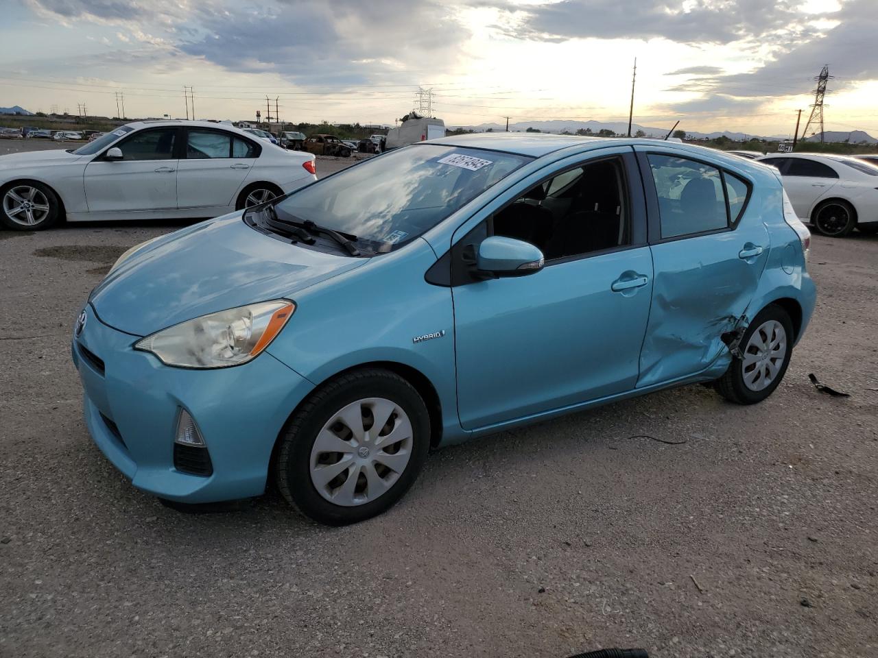 TOYOTA PRIUS C