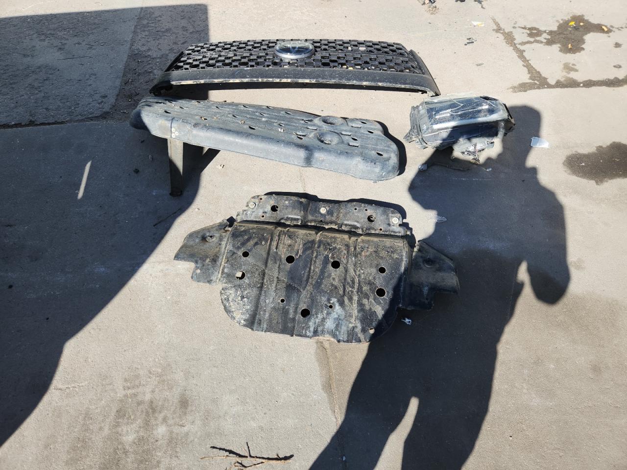 TOYOTA TUNDRA CREWMAX SR5