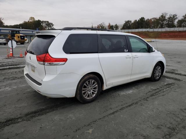 2011 TOYOTA SIENNA XLE #3286742313