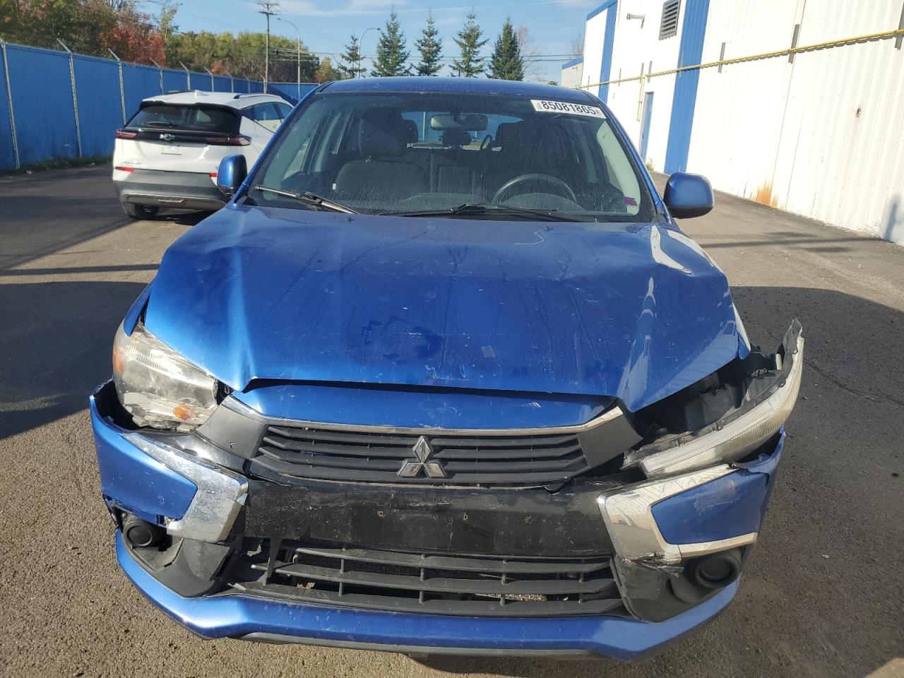 MITSUBISHI OUTLANDER SE