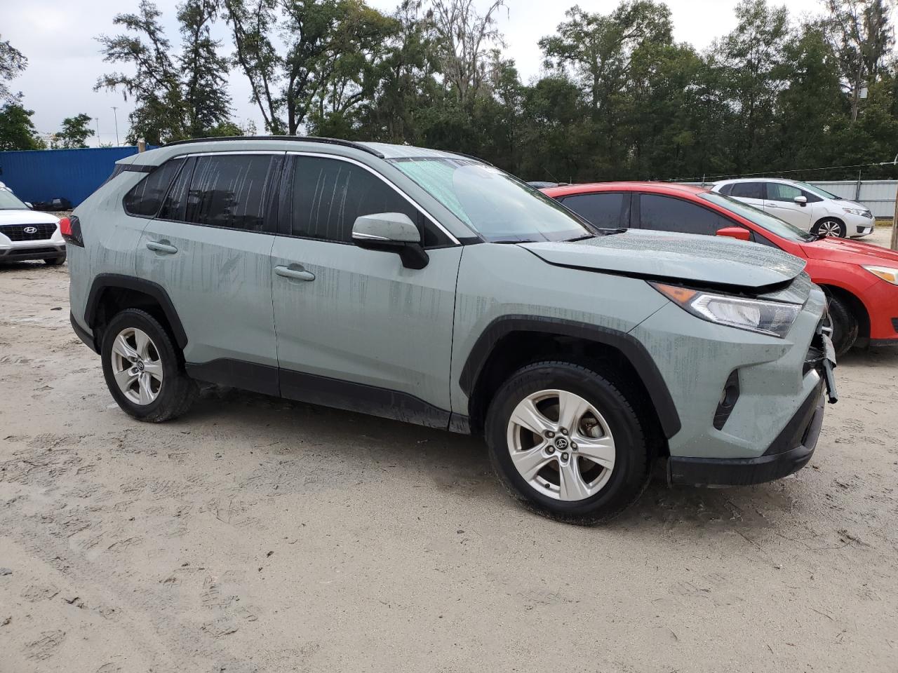 TOYOTA RAV4 XLE