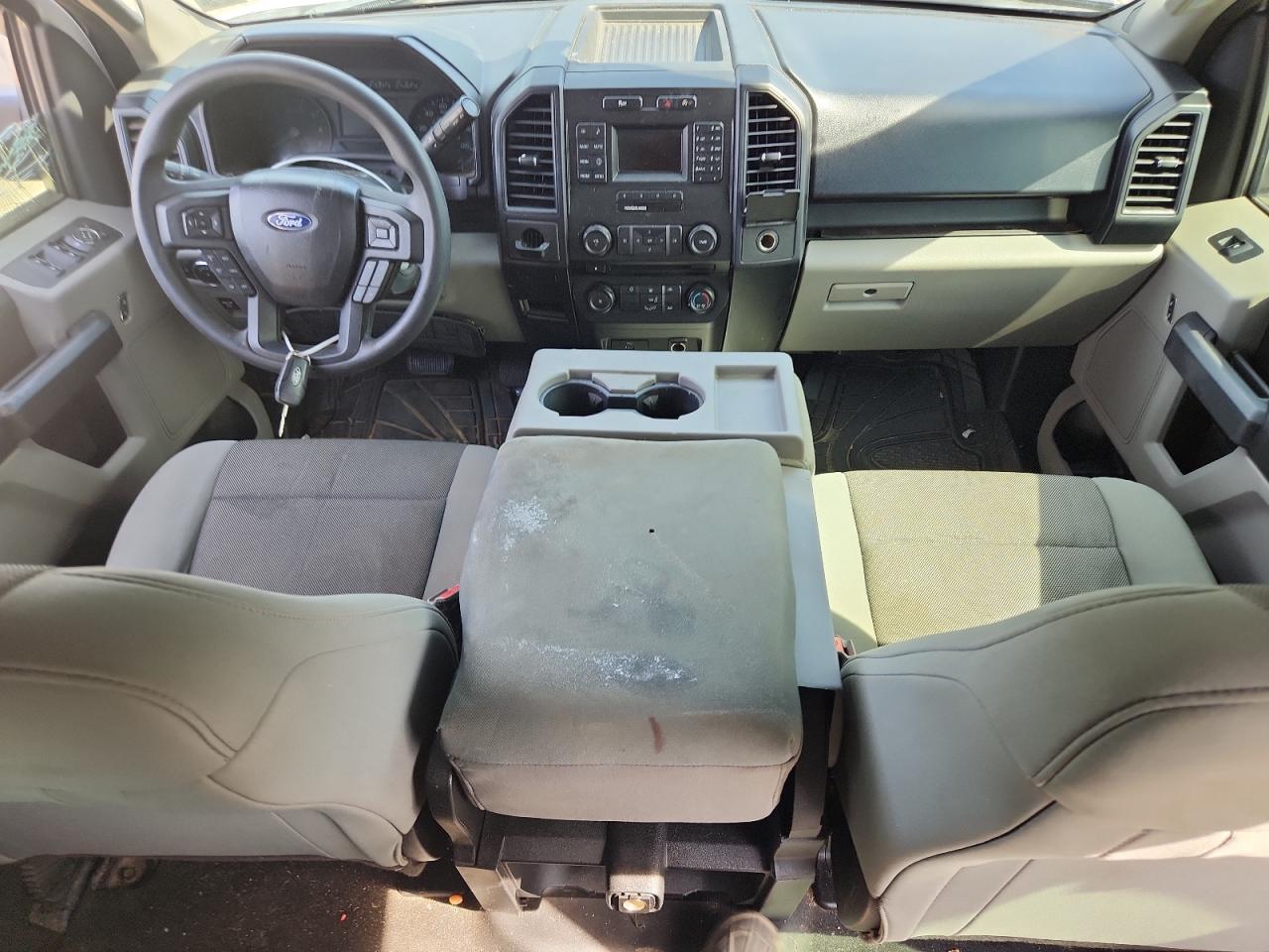 FORD F-150 SUPERCREW