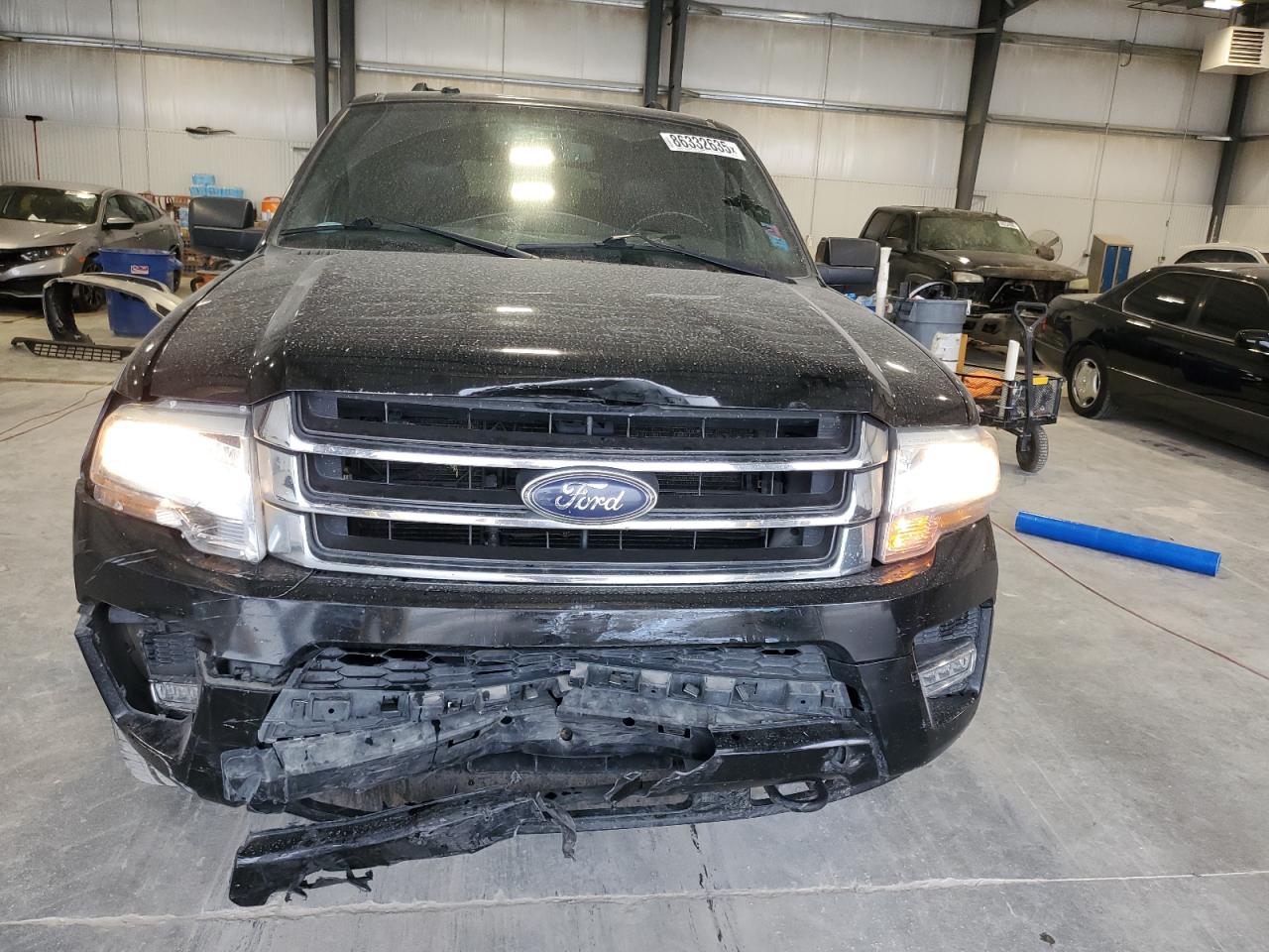 FORD EXPEDITION EL XLT