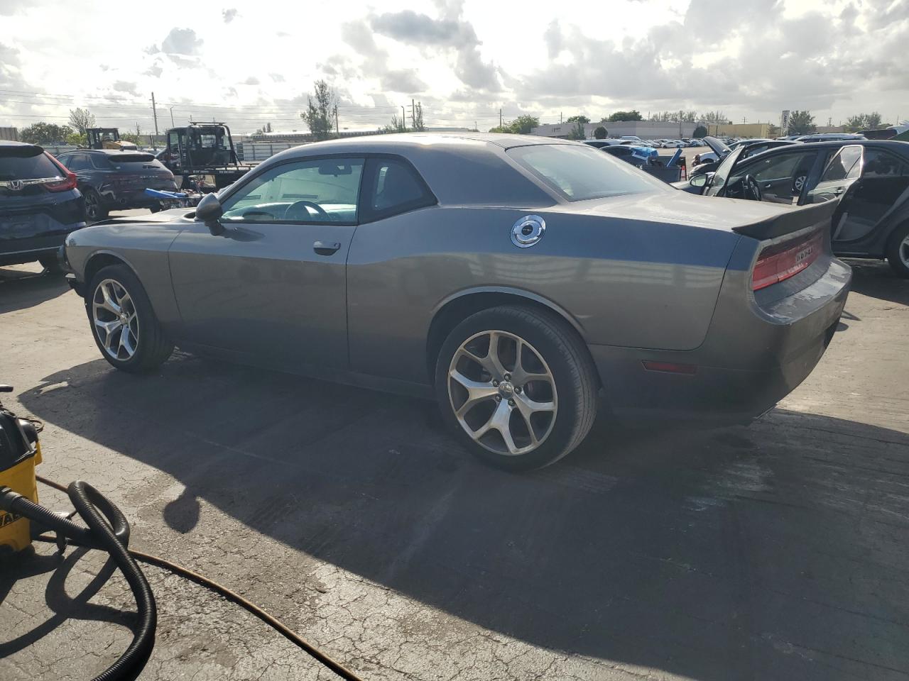 DODGE CHALLENGER