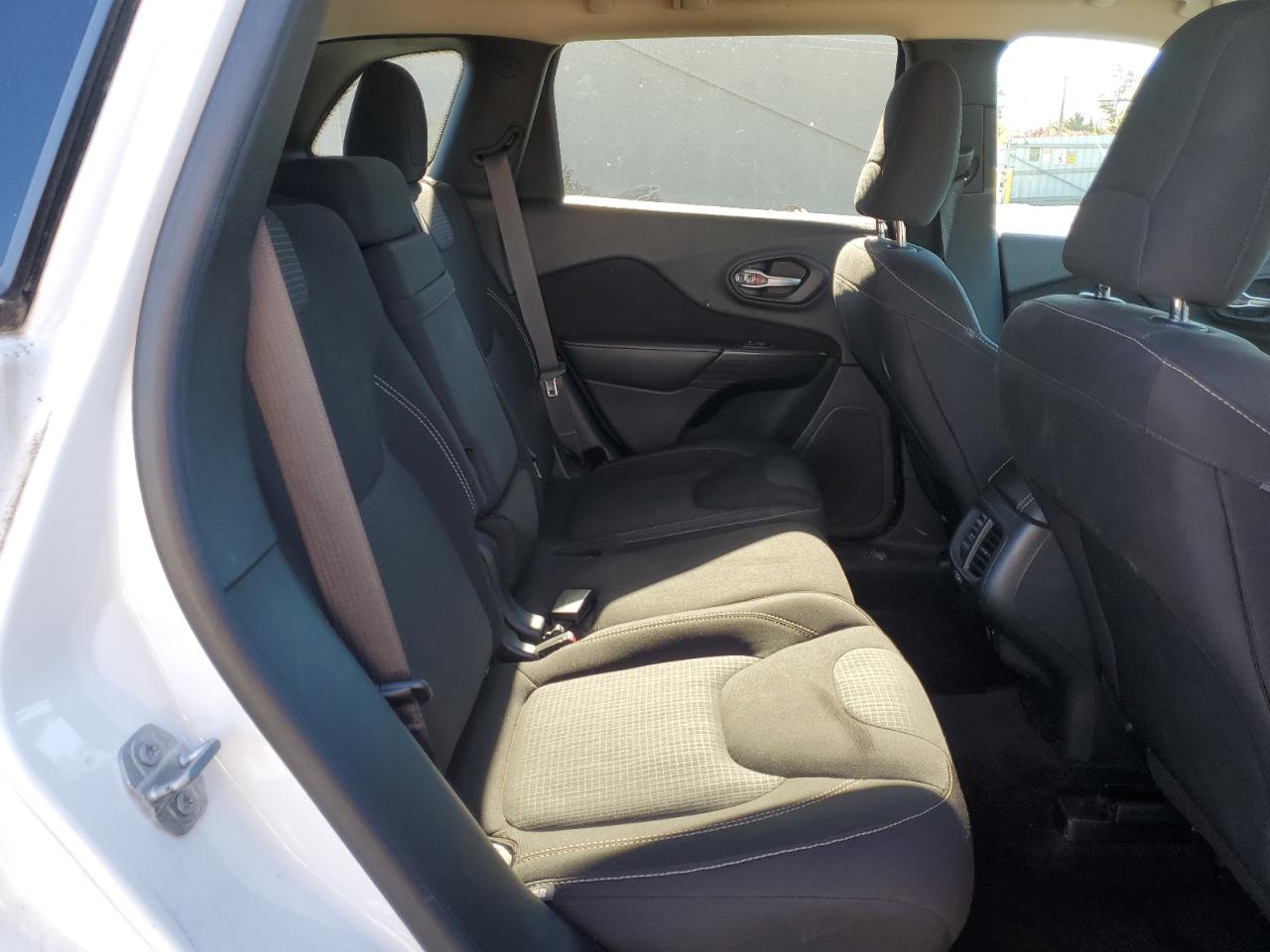 JEEP GRAND CHEROKEE LATITUDE