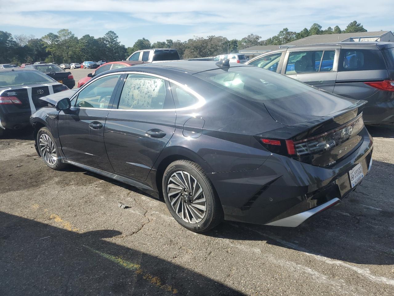 HYUNDAI SONATA HYBRID