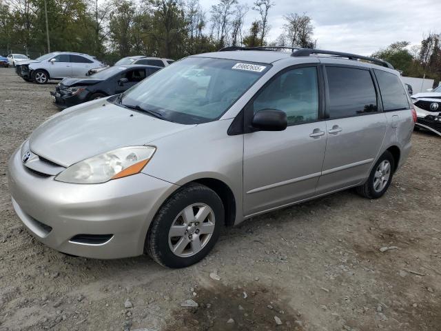 Global Auto Auctions: 2009 TOYOTA SIENNA CE