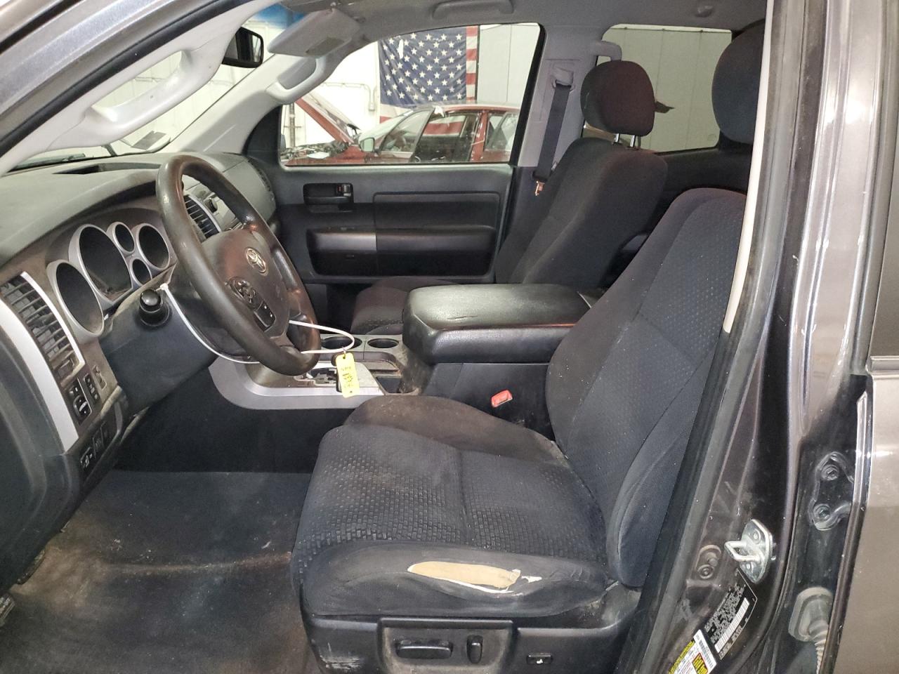 TOYOTA TUNDRA DOUBLE CAB SR5