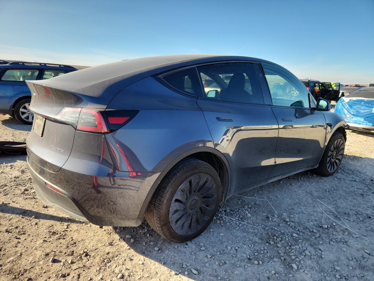 TESLA MODEL Y