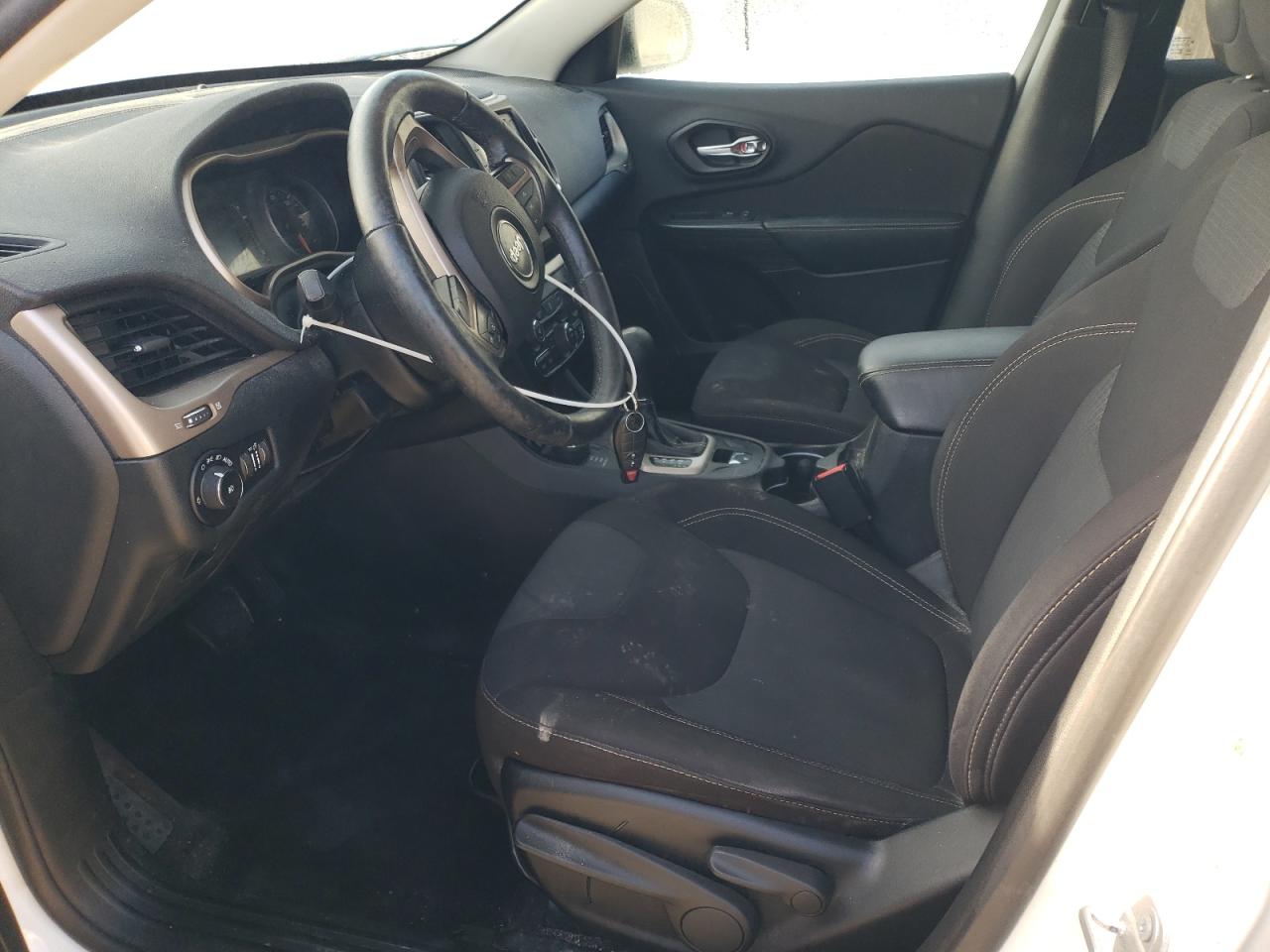 JEEP GRAND CHEROKEE LATITUDE