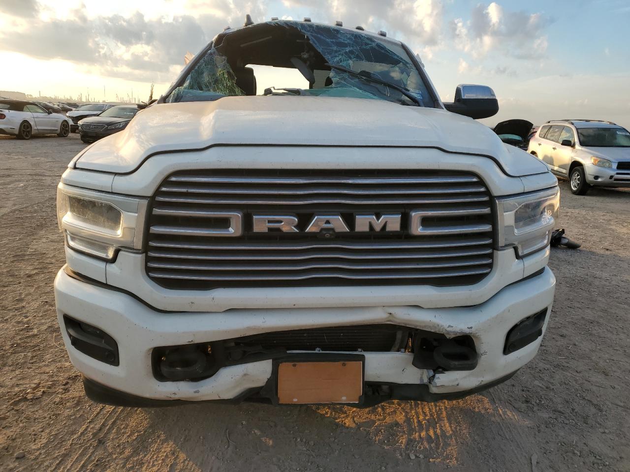 RAM 2500 LARAMIE