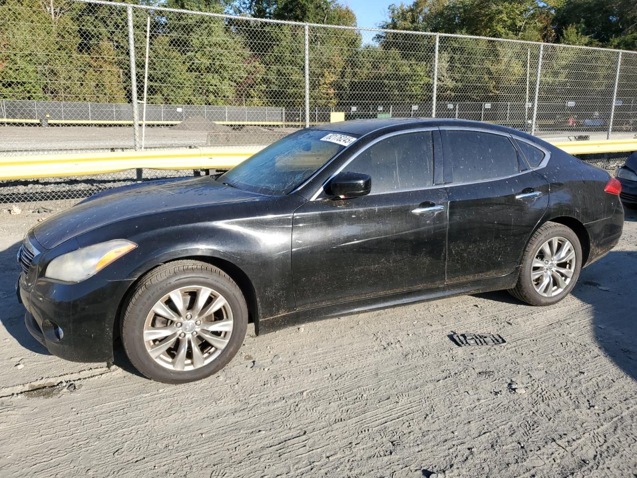 INFINITI M37 X