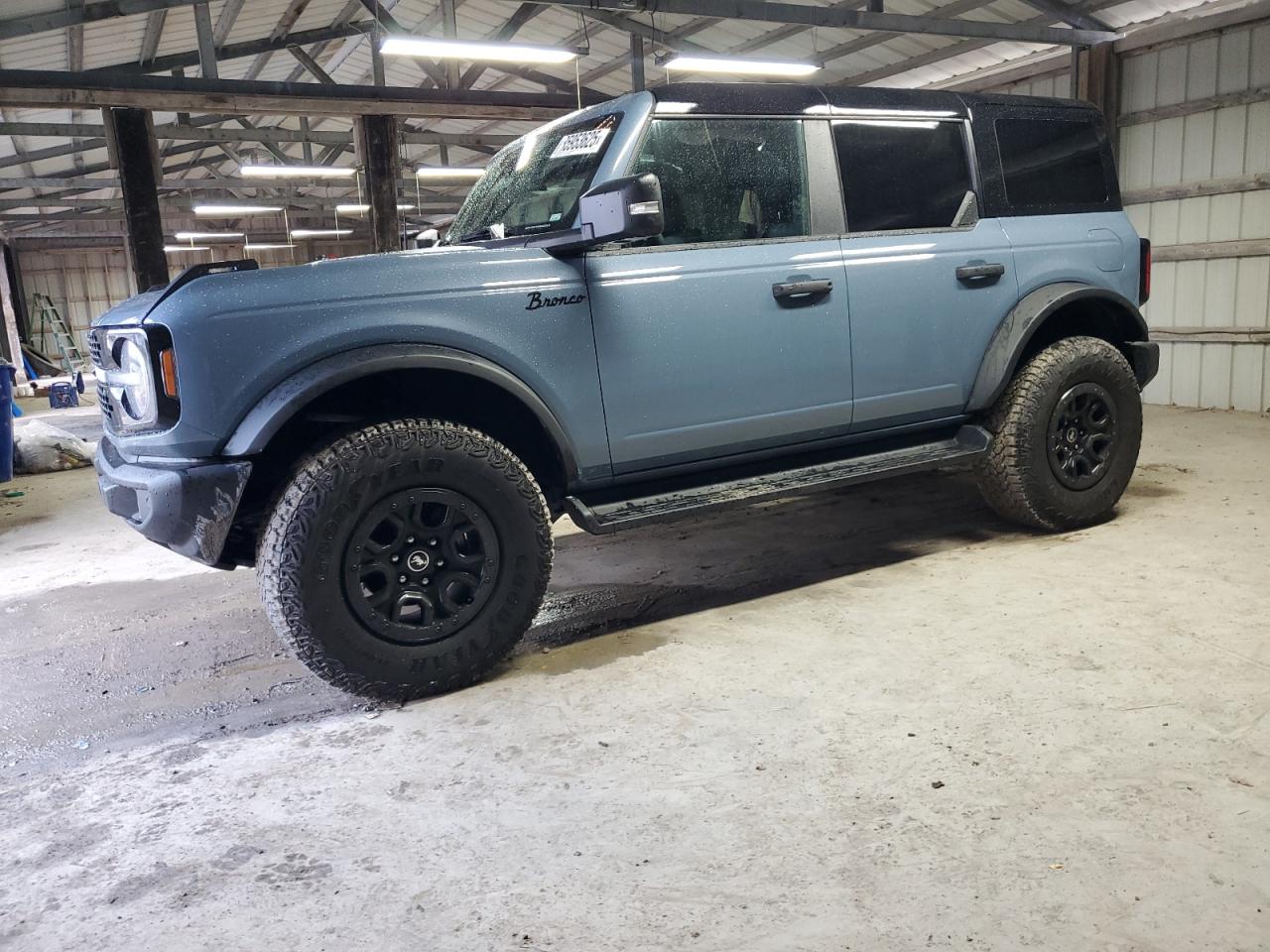 FORD BRONCO OUTER BANKS