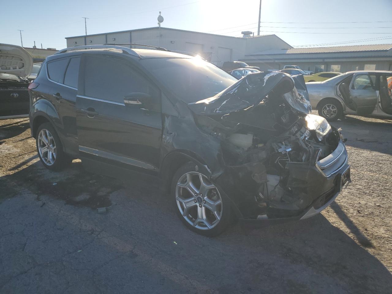 FORD ESCAPE TITANIUM