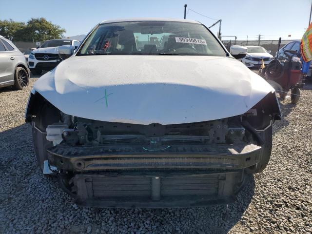 2015 VOLKSWAGEN JETTA SE 3VWD17AJ7FM258601