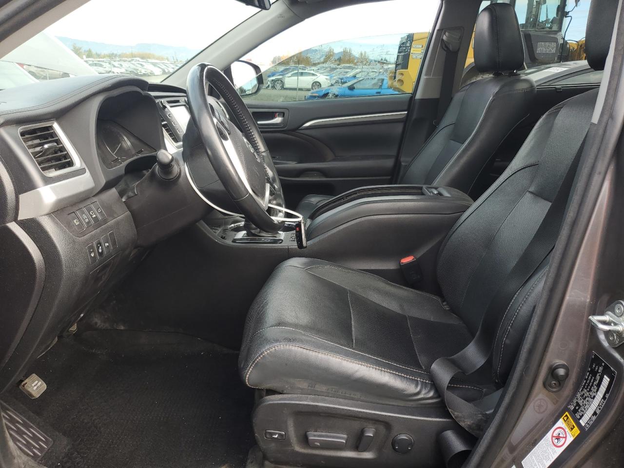 TOYOTA HIGHLANDER LIMITED