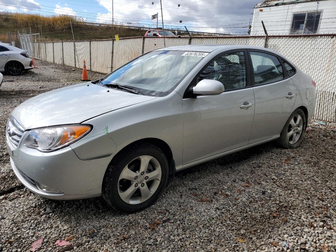 HYUNDAI ELANTRA BLUE