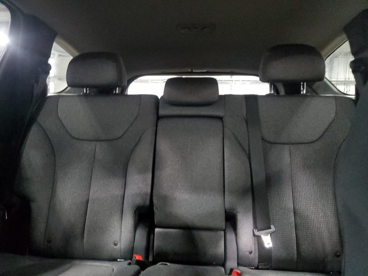 HYUNDAI SANTA FE BLUE