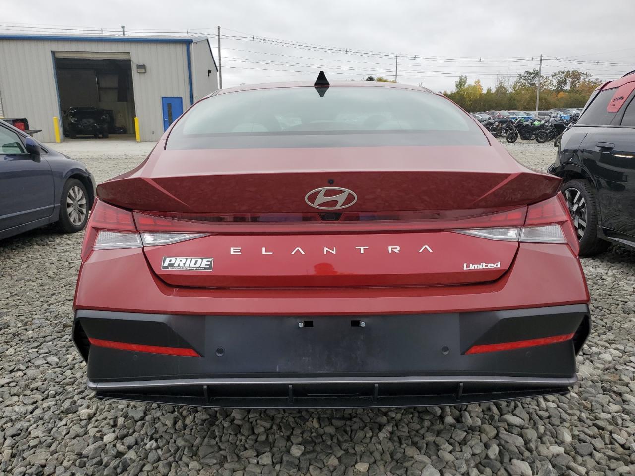 HYUNDAI ELANTRA LIMITED