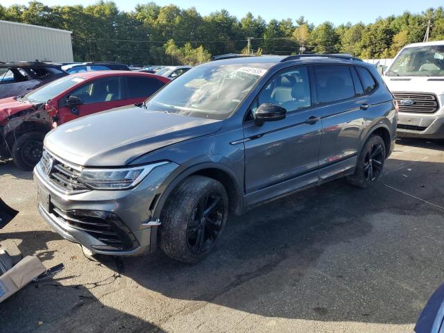 Global Auto Auctions: 2024 VOLKSWAGEN TIGUAN SE R-LINE BLACK