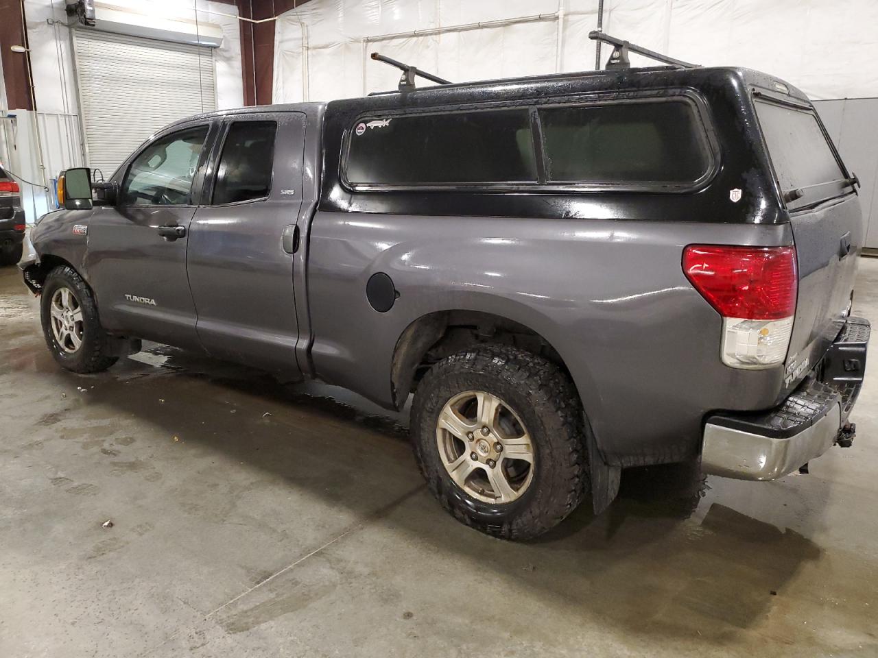 TOYOTA TUNDRA DOUBLE CAB SR5