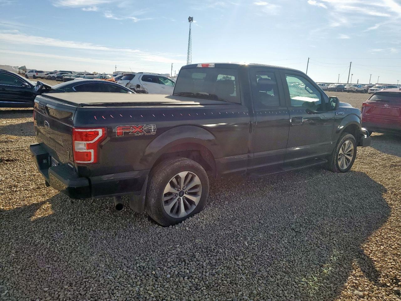 FORD F-150 SUPER CAB