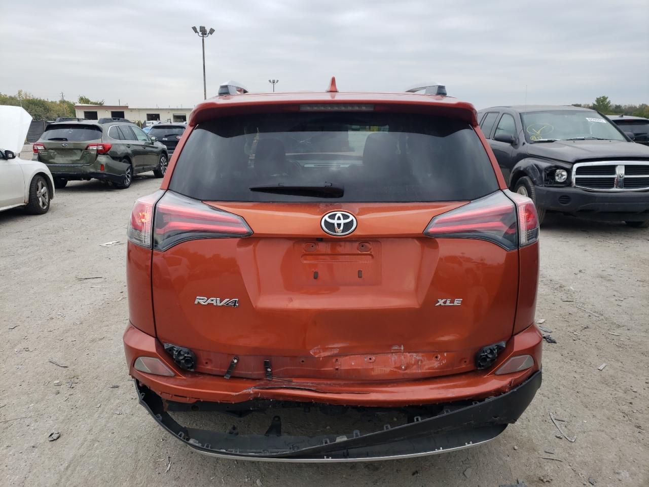 TOYOTA RAV4 XLE