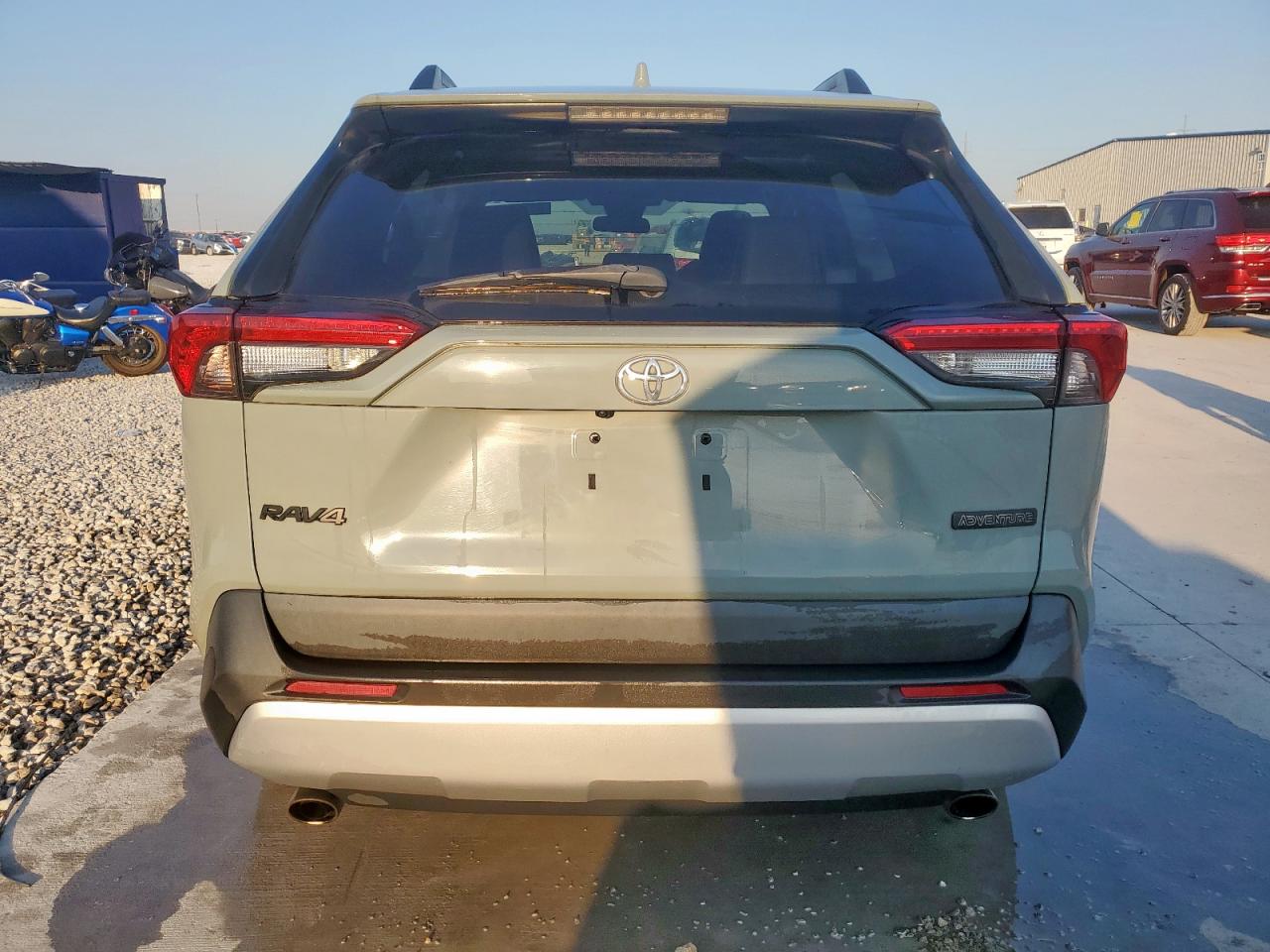 TOYOTA RAV4 ADVENTURE