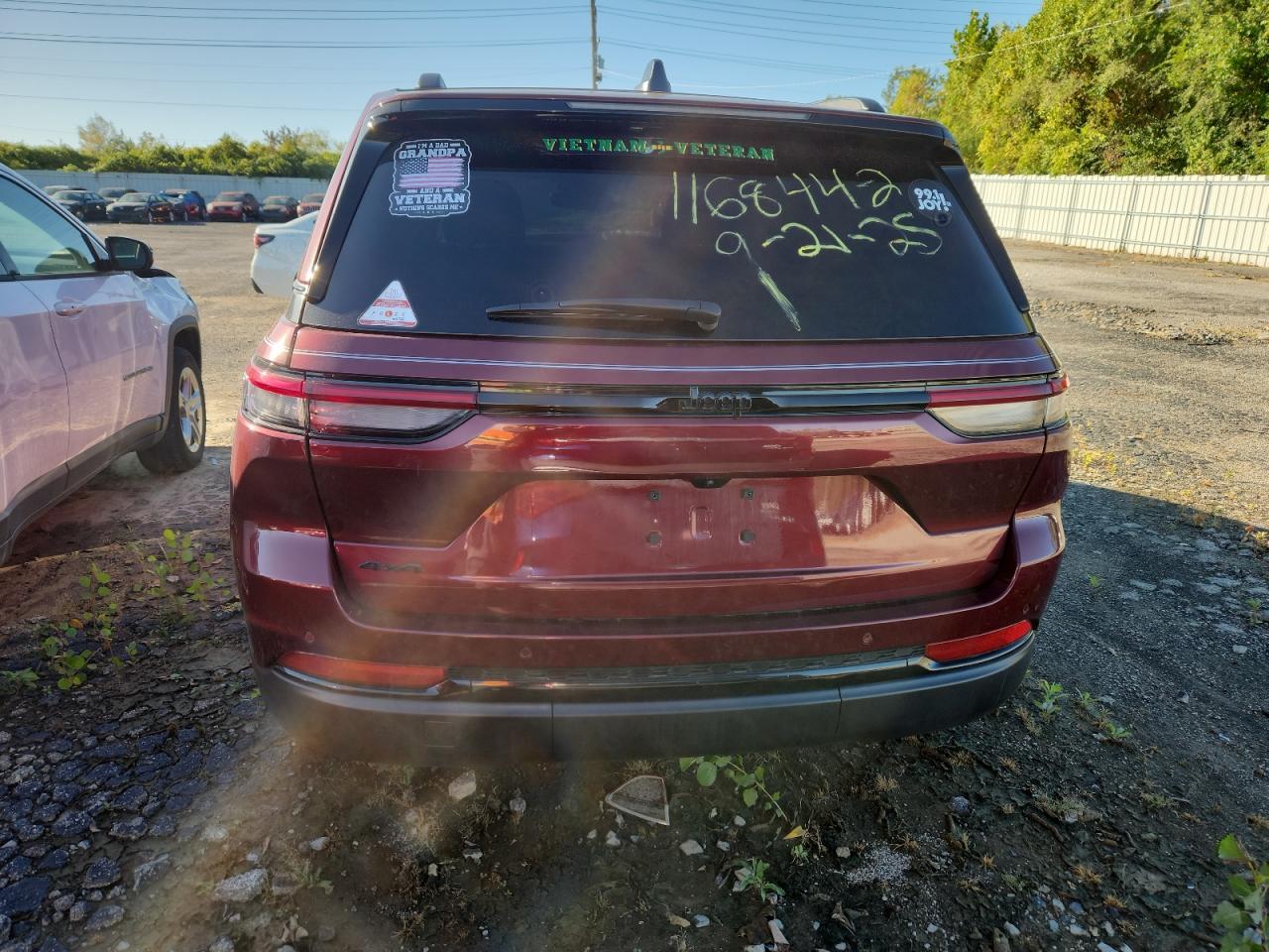 JEEP GRAND CHEROKEE LAREDO