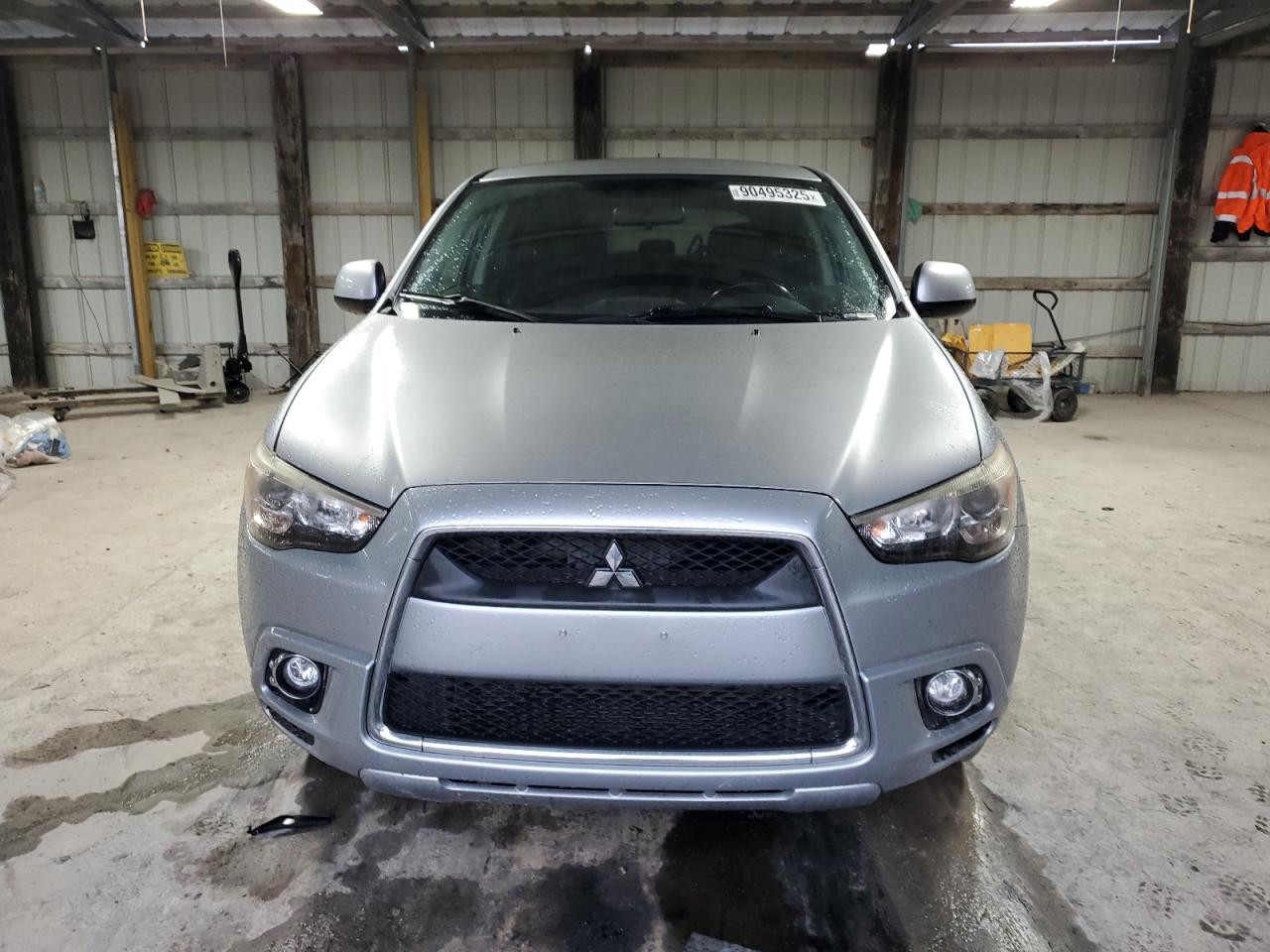 MITSUBISHI OUTLANDER SE