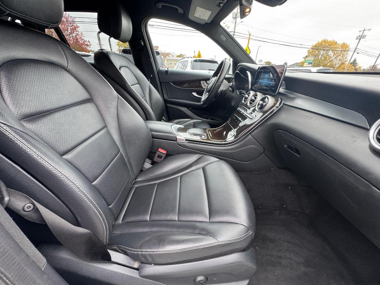 MERCEDES-BENZ GLC-CLASS 300