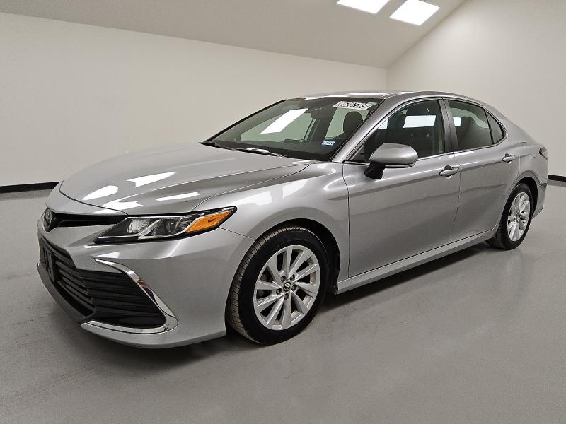 2022 TOYOTA CAMRY LE - 4T1R11AK9NU649687