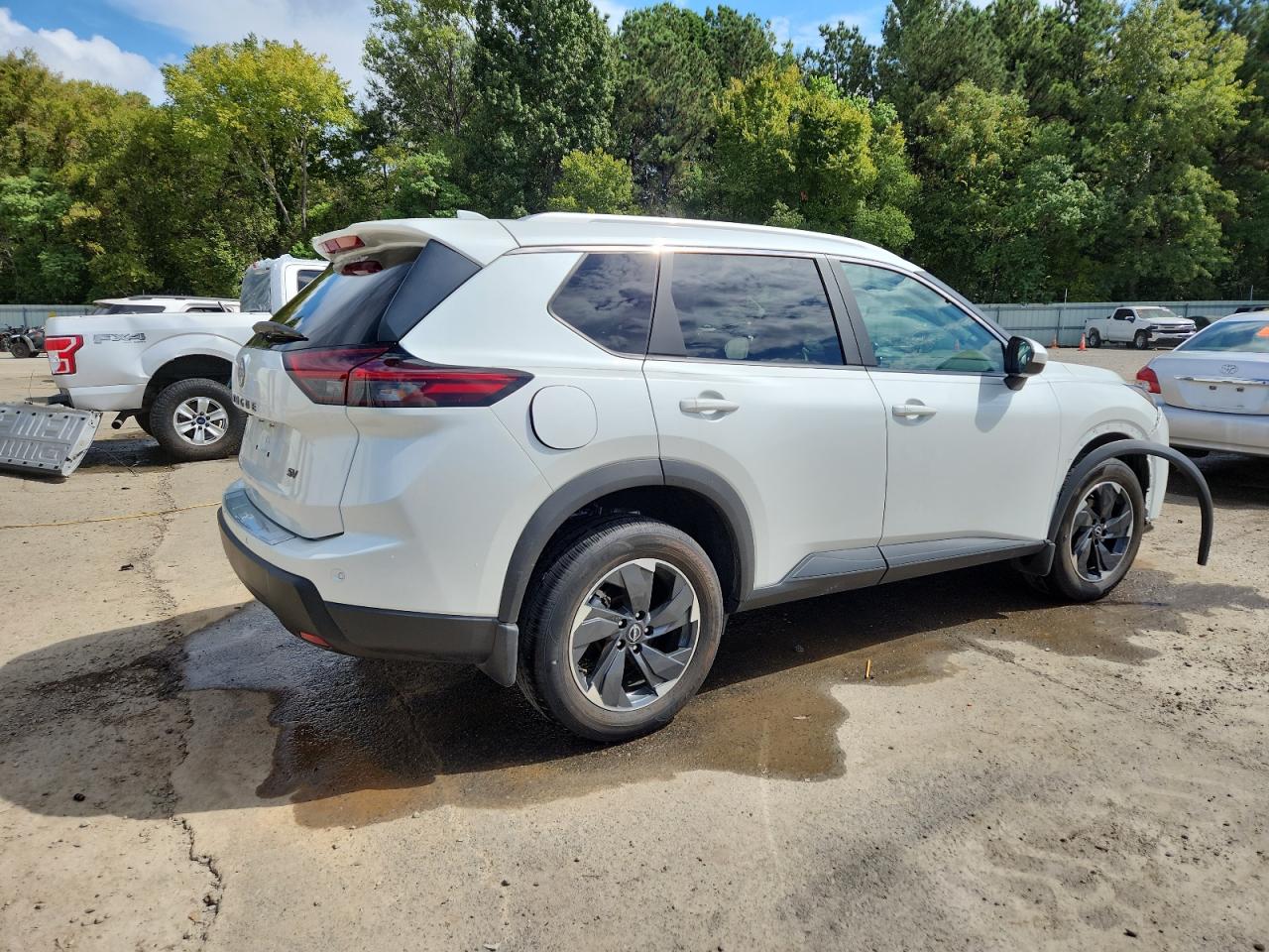 NISSAN ROGUE SV