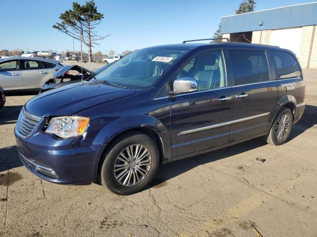 2014 CHRYSLER TOWN & COU - 2C4RC1CG4ER374332