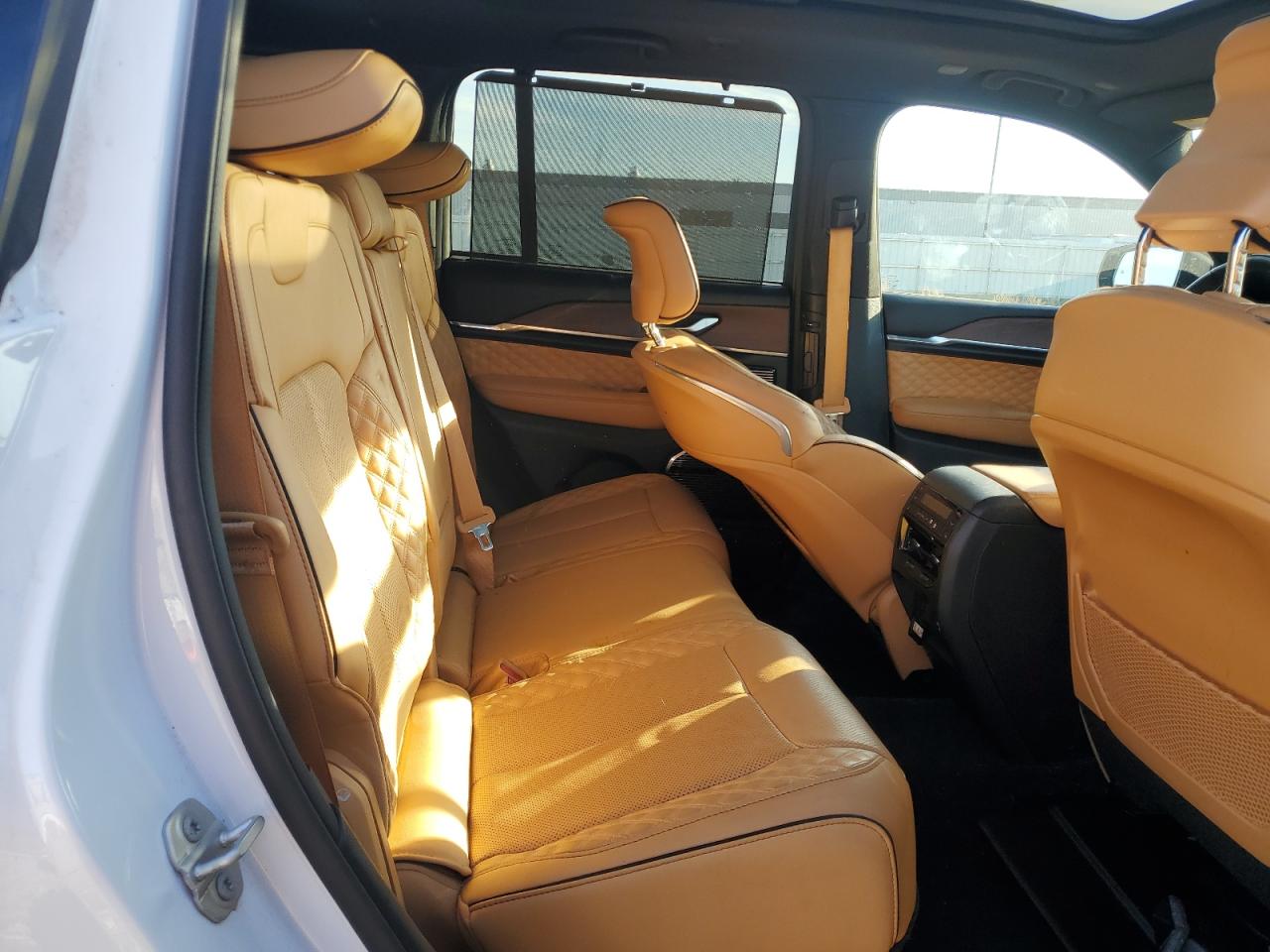 JEEP GRAND CHEROKEE SUMMIT