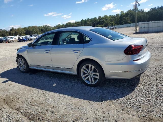 2017 VOLKSWAGEN PASSAT SEL 1VWCT7A33HC062277