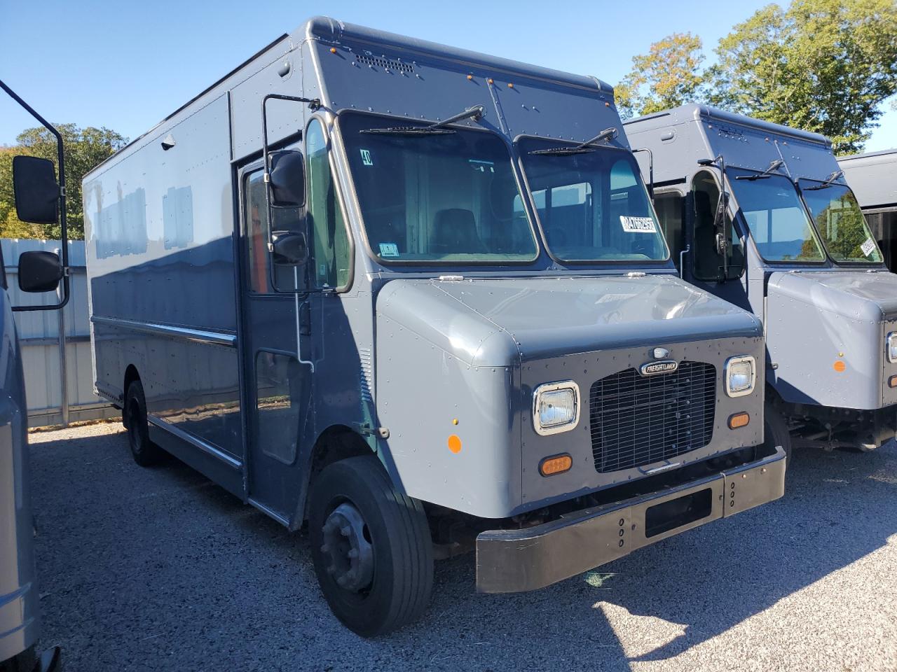 Lot #3304637938 2020 FREIGHTLINER CHASSIS M