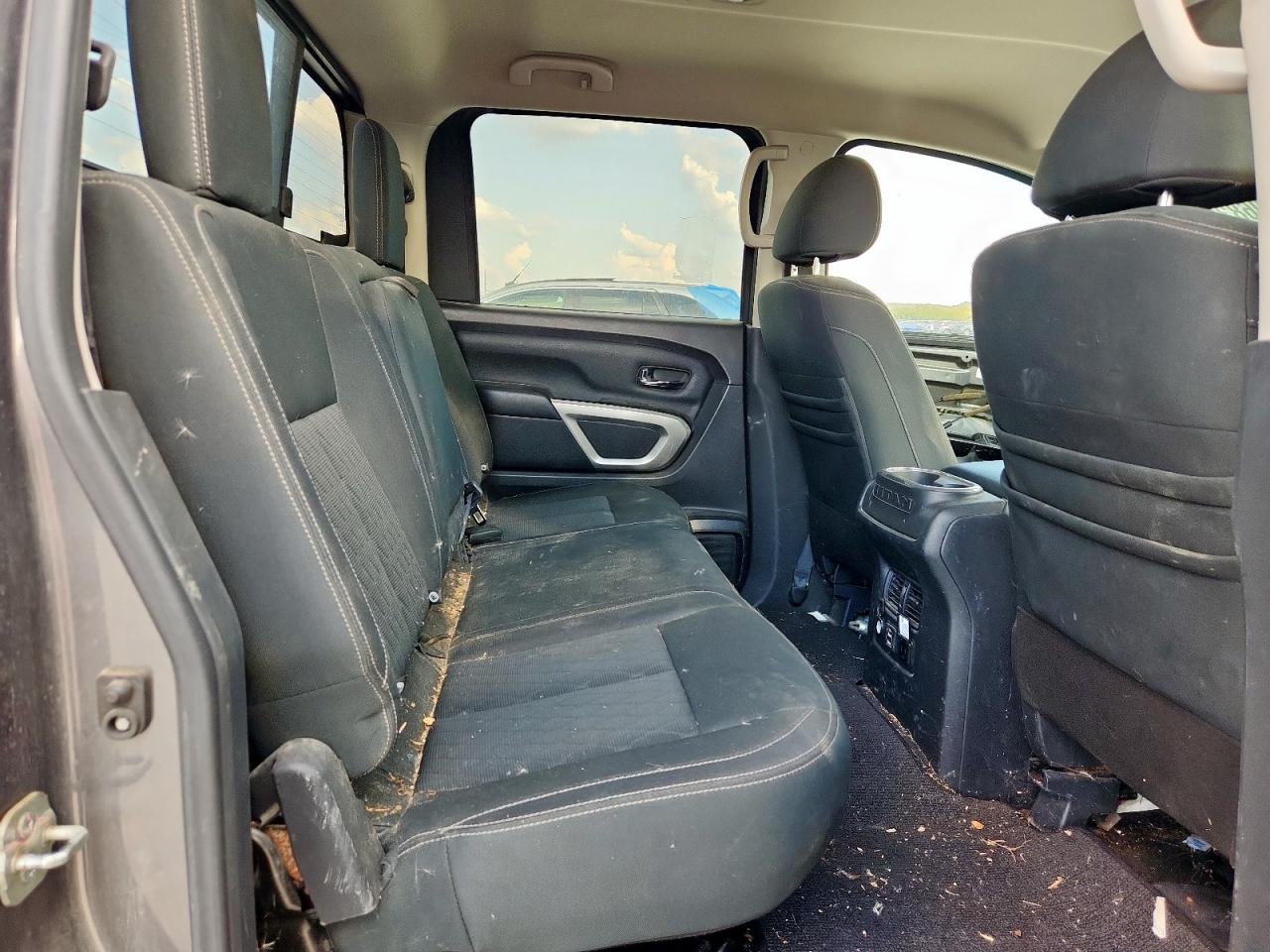 NISSAN TITAN PLATINUM RESERVE