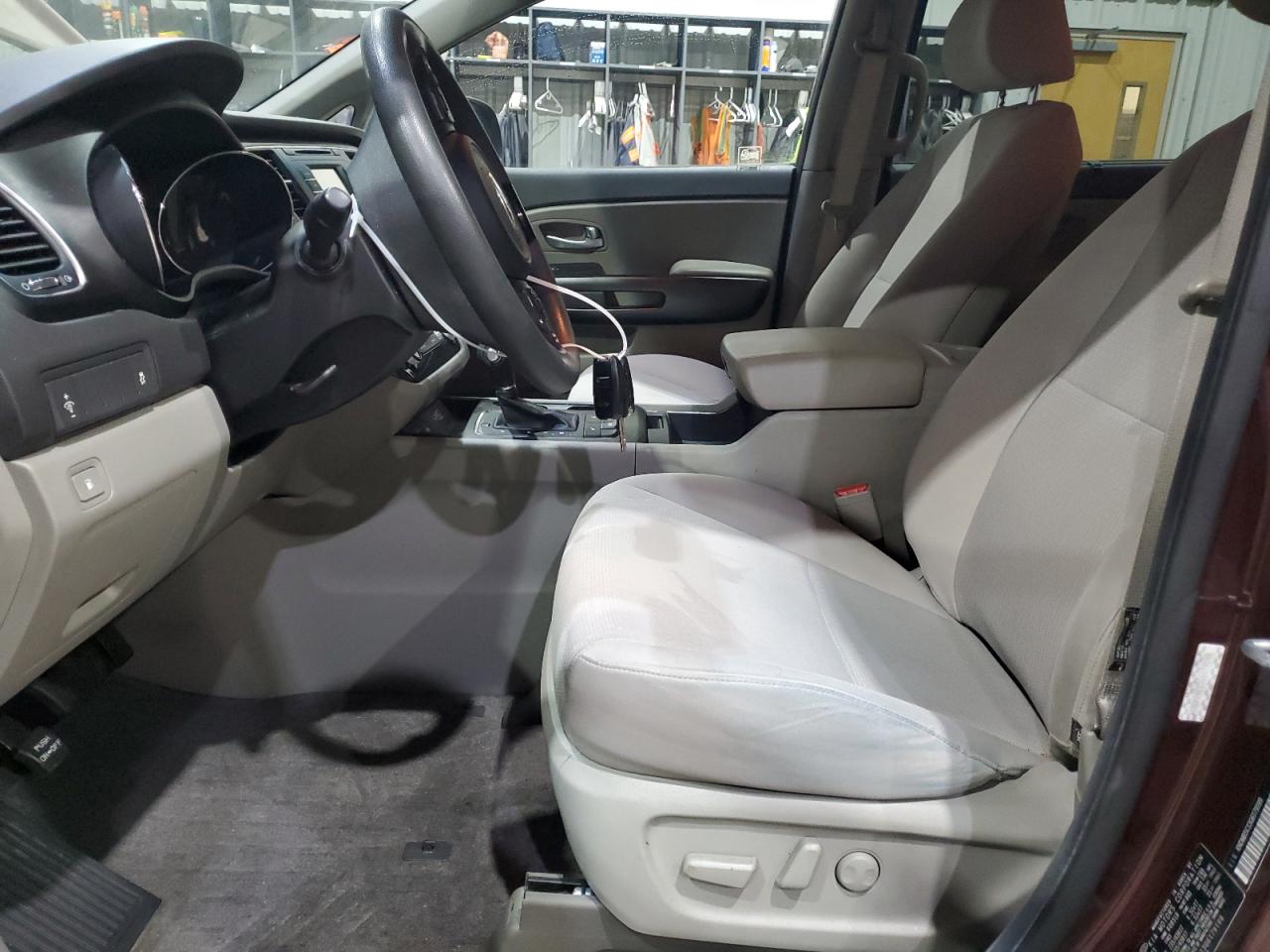 Lot #3262180608 2016 KIA SEDONA LX