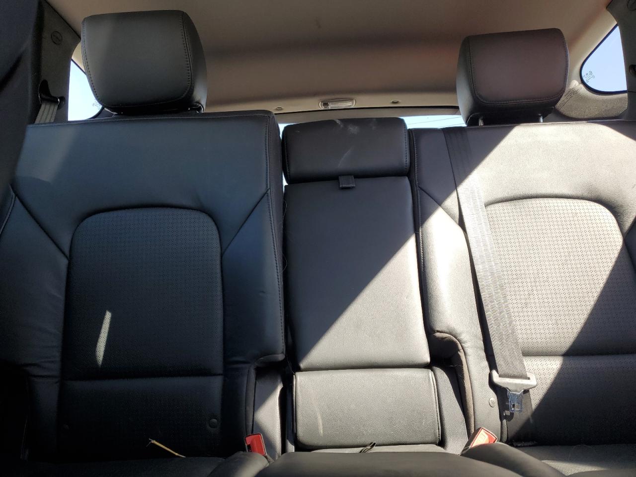 HYUNDAI SANTA FE SPORT