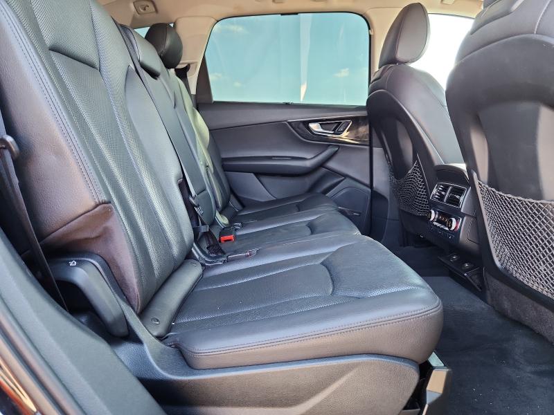 2017 AUDI Q7 WA1VAAF79HD000378