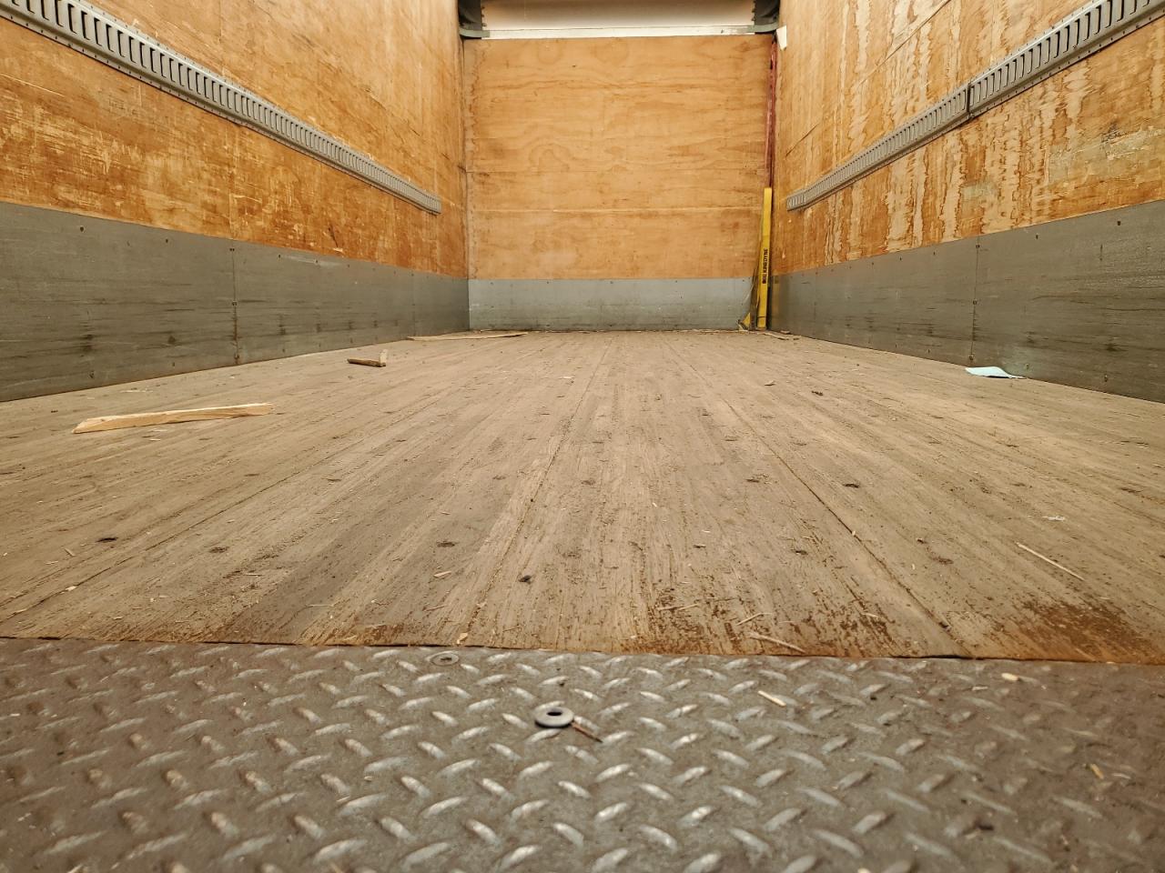 Lot #3290044262 2015 INTERNATIONAL 4000 4300