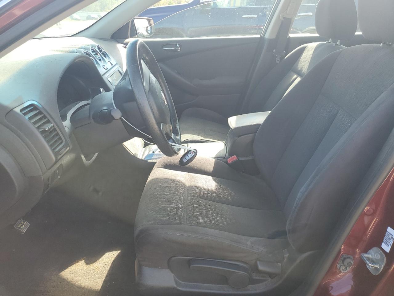 NISSAN ALTIMA BASE